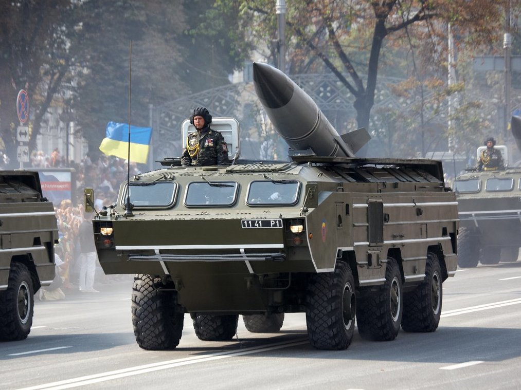 Le forze armate dell'Ucraina hanno mostrato uno spettacolare lancio di missili dal sistema missilistico tattico Tochka-U