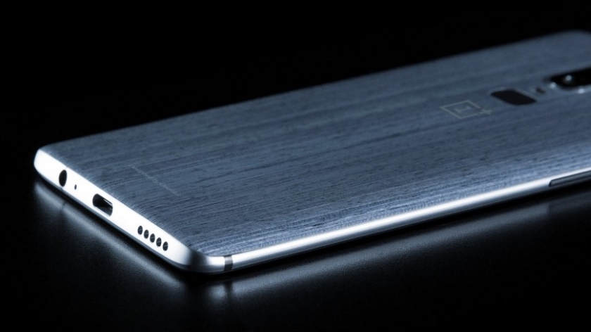 Новые подробности о OnePlus 6: цены и фотография чехла