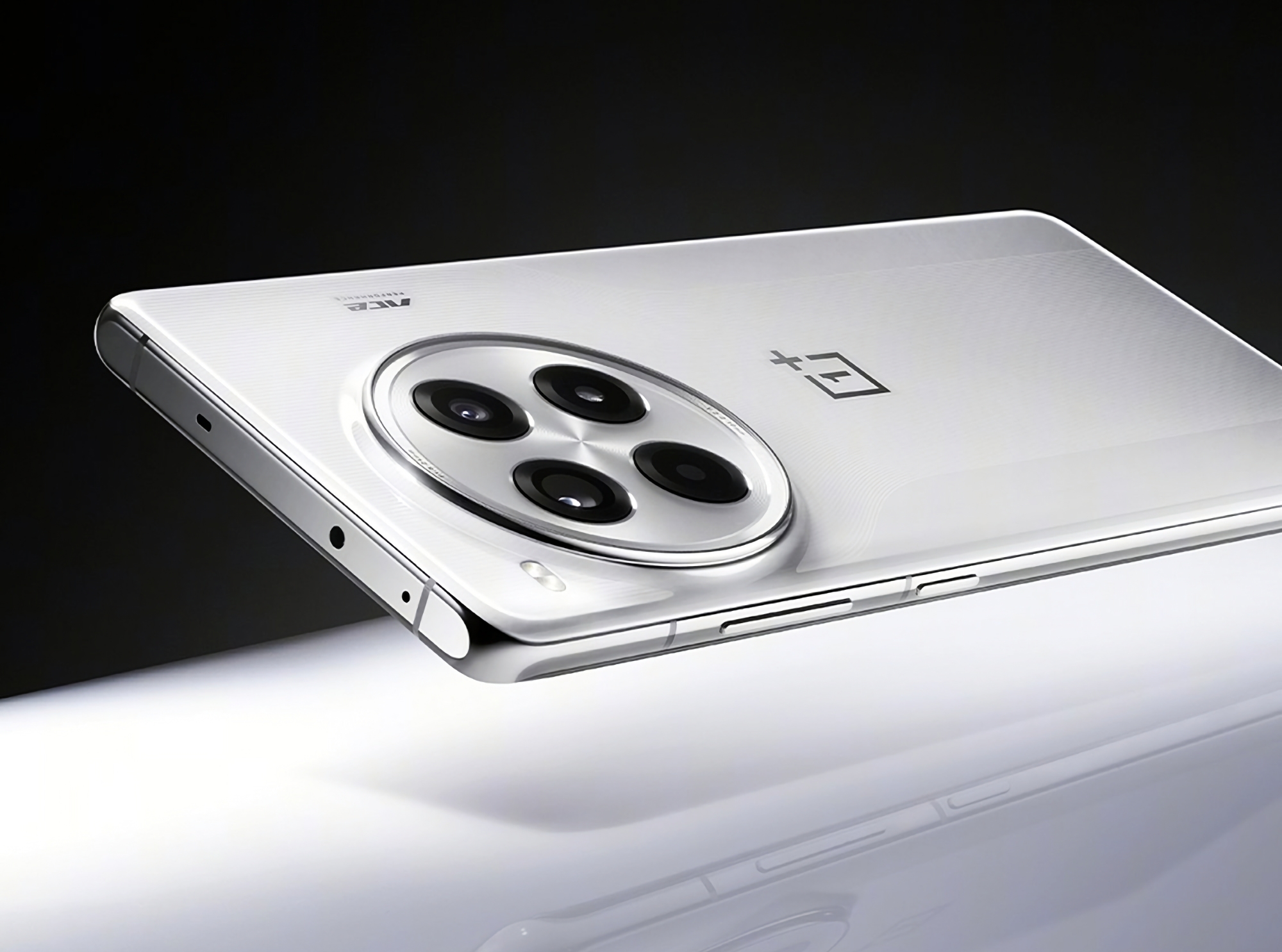 Without waiting for the presentation: OnePlus has revealed the look of the OnePlus Ace 3 Pro