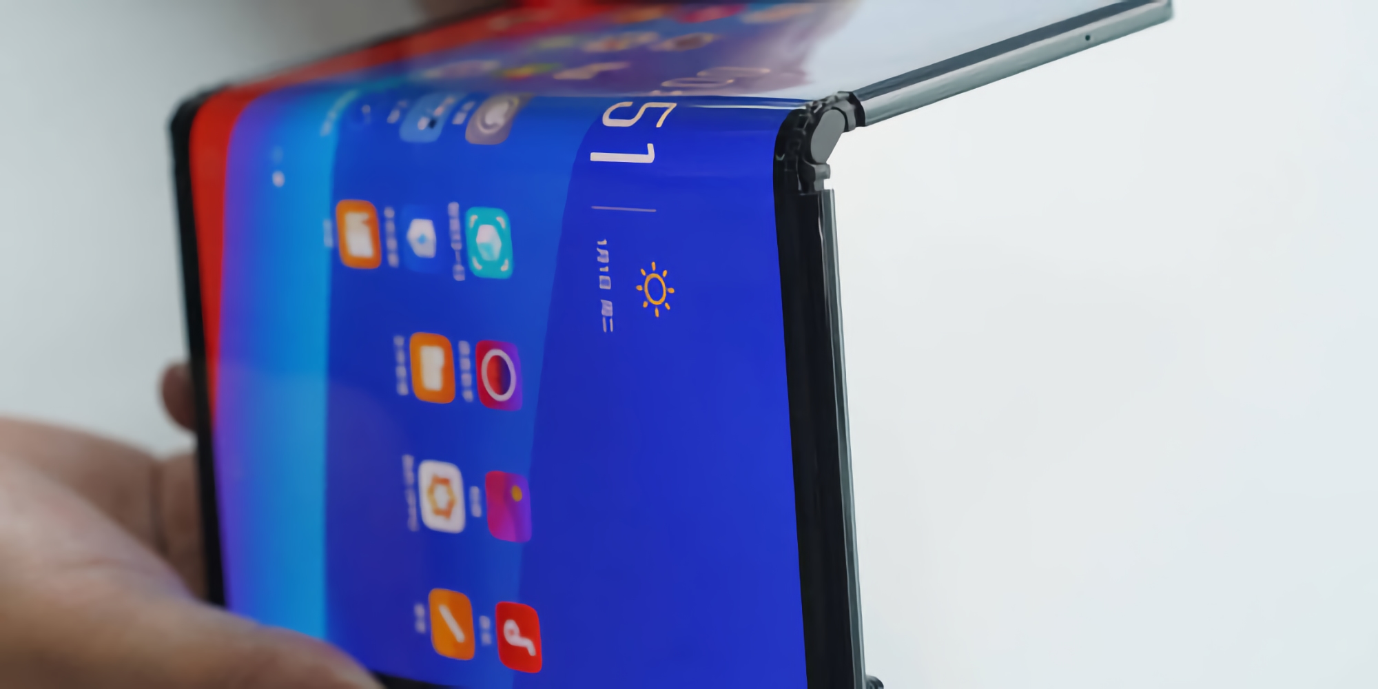 Insider tells when OPPO's first foldable smartphone will hit the market