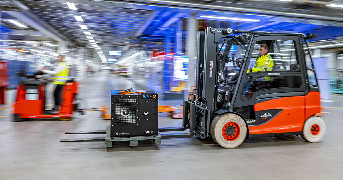 BMW Group's fabriek in Regensburg gaat elektrische trekkers en vorkheftrucks vervangen door trucks op waterstof