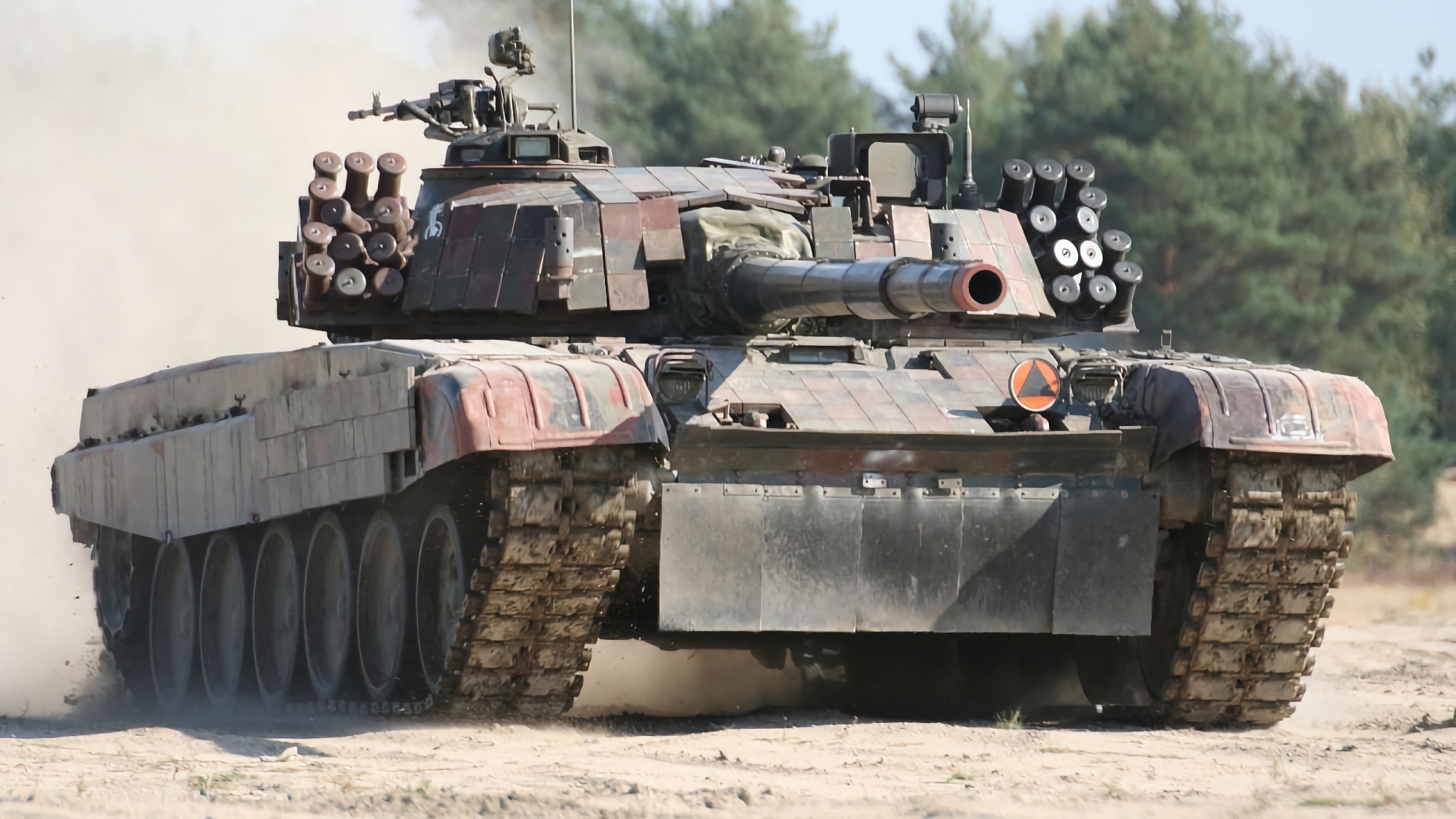 Слухи: Польша получит от США около 300 танков Abrams и отдаст Украине 232 танка PT-91