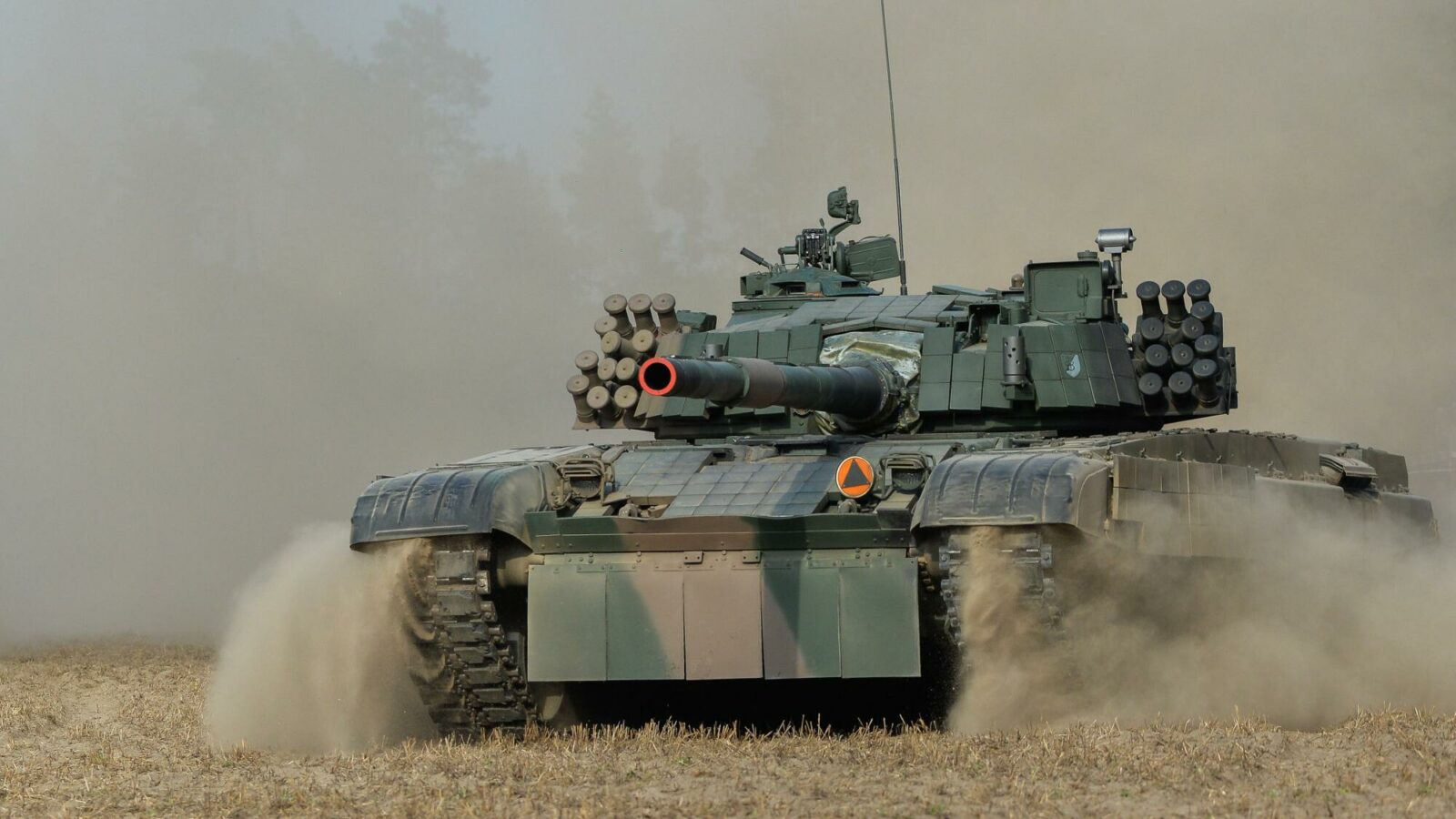 Après le Léopard 2 : la Pologne se prépare à envoyer 60 chars PT-91 Twardy en Ukraine