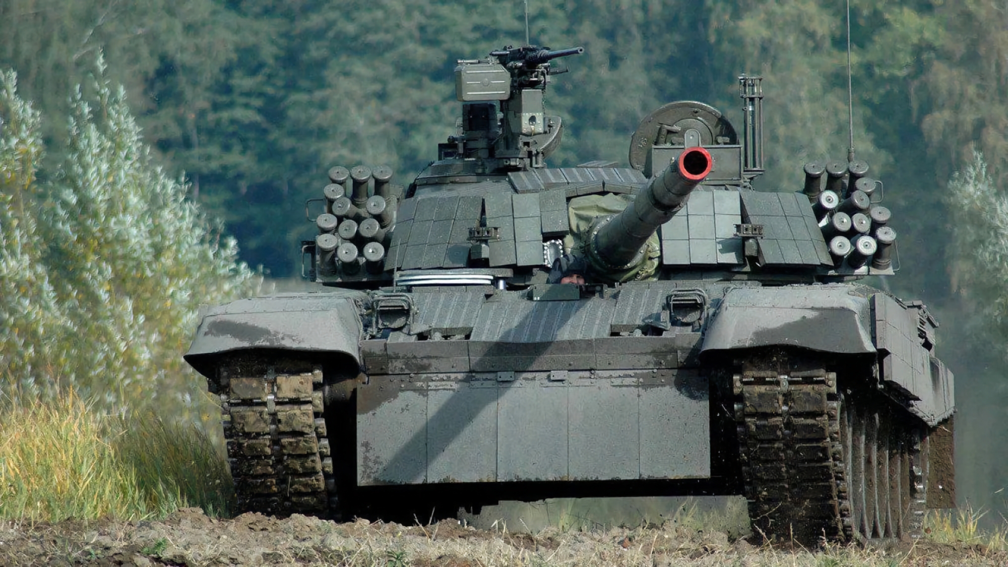 Ukrainian crews already undergoing training on PT-91 Twardy tanks in Poland