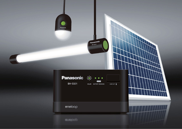 Panasonic eneloop solar storage: аккумулятор с солнечной панелью и двумя LED-лампами