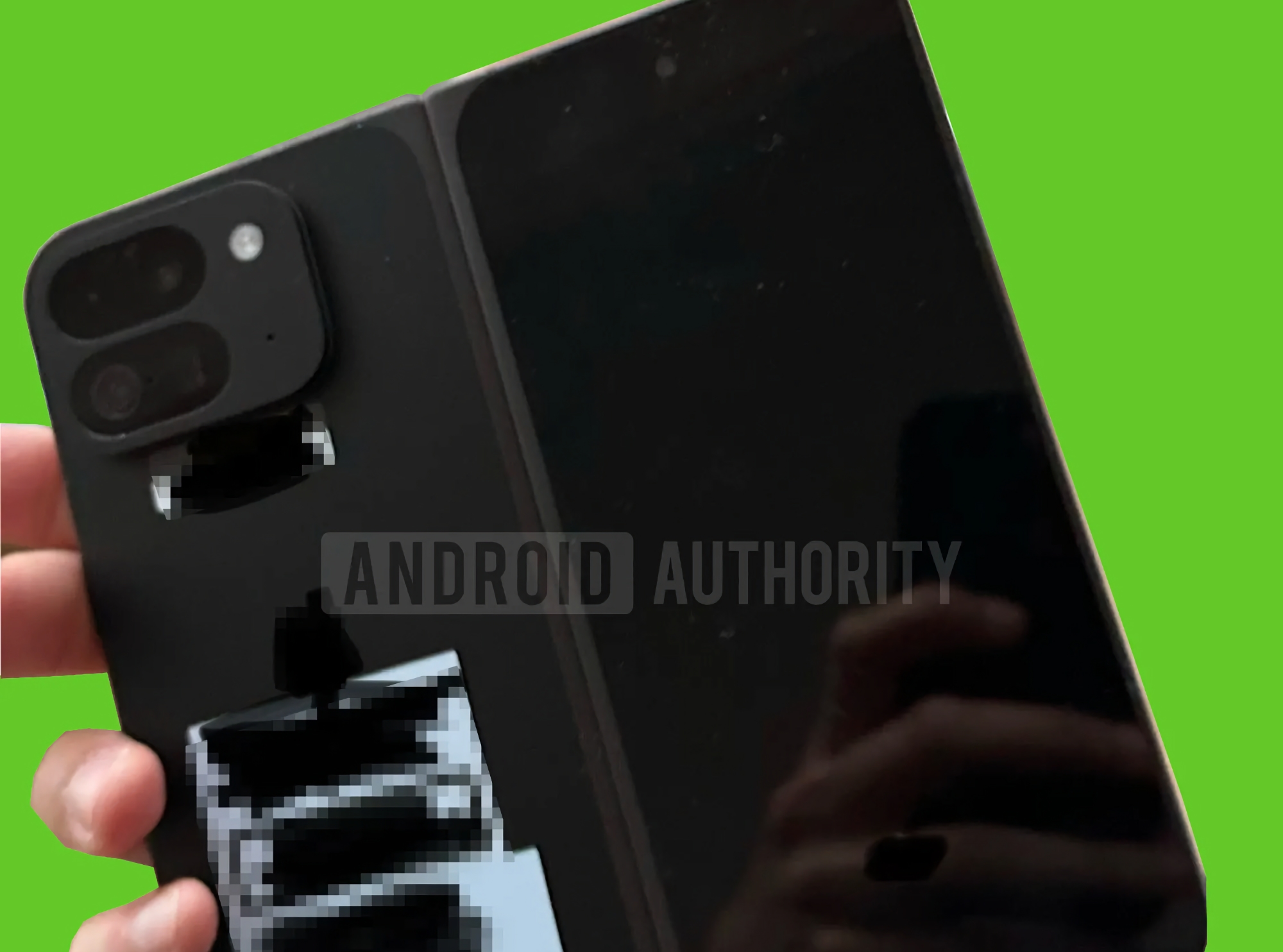 Una foto de un prototipo del smartphone plegable Pixel Fold 2 de Google ha aparecido en internet