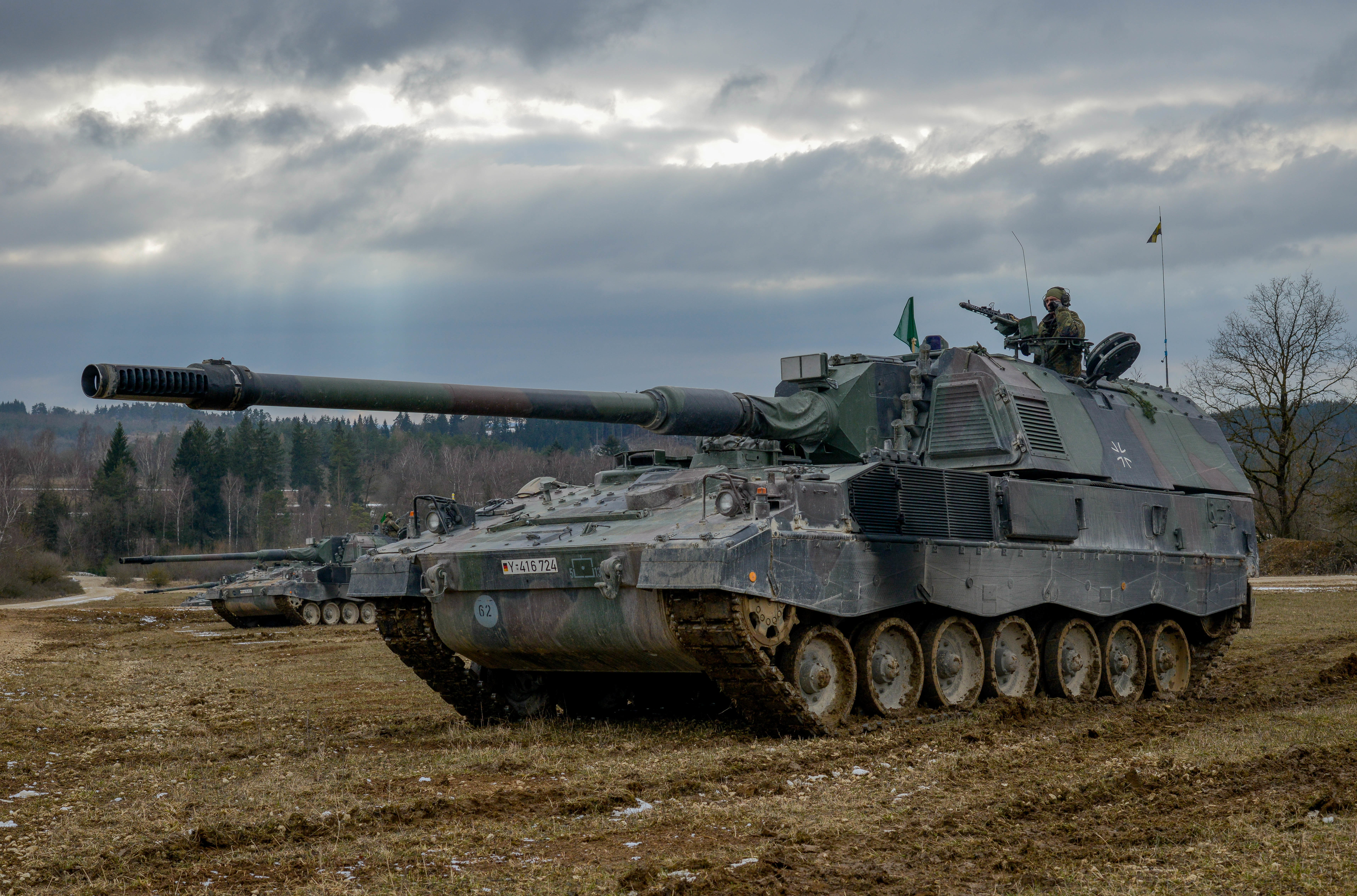 L'Ucraina non ha firmato un contratto con Krauss-Maffei Wegmann per l'acquisto di 100 unità di artiglieria semovente PzH 2000.