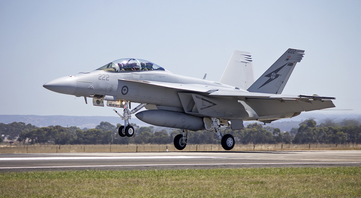 La Real Fuerza Aérea Australiana modernizará y prolongará 10 años la vida útil de los aviones F/A-18E/F Super Hornet para paliar el déficit de cazas.