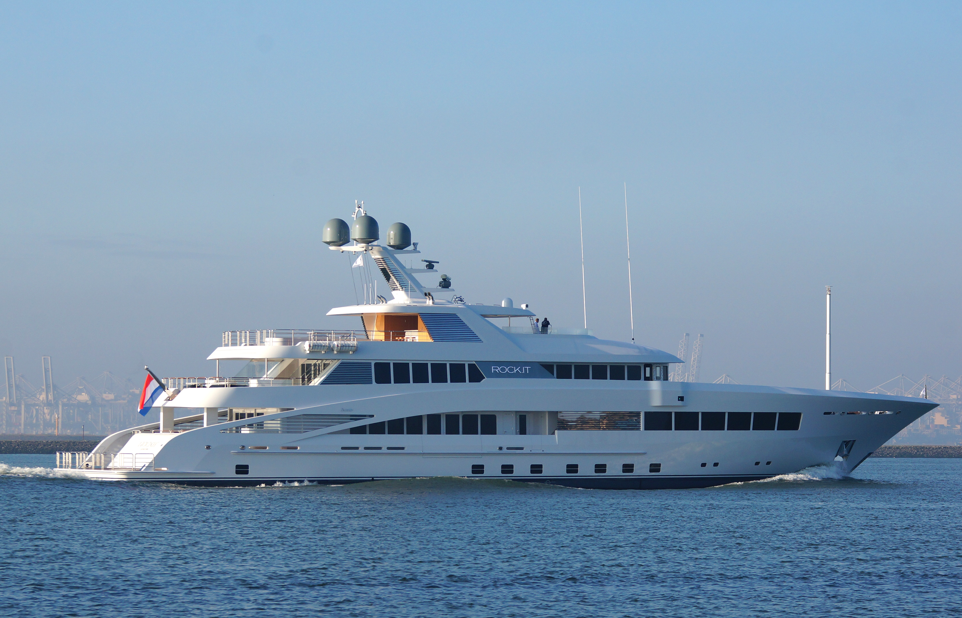 L'utilisateur a acheté un yacht NFT virtuel pour 650 000 $ pour le métaverse