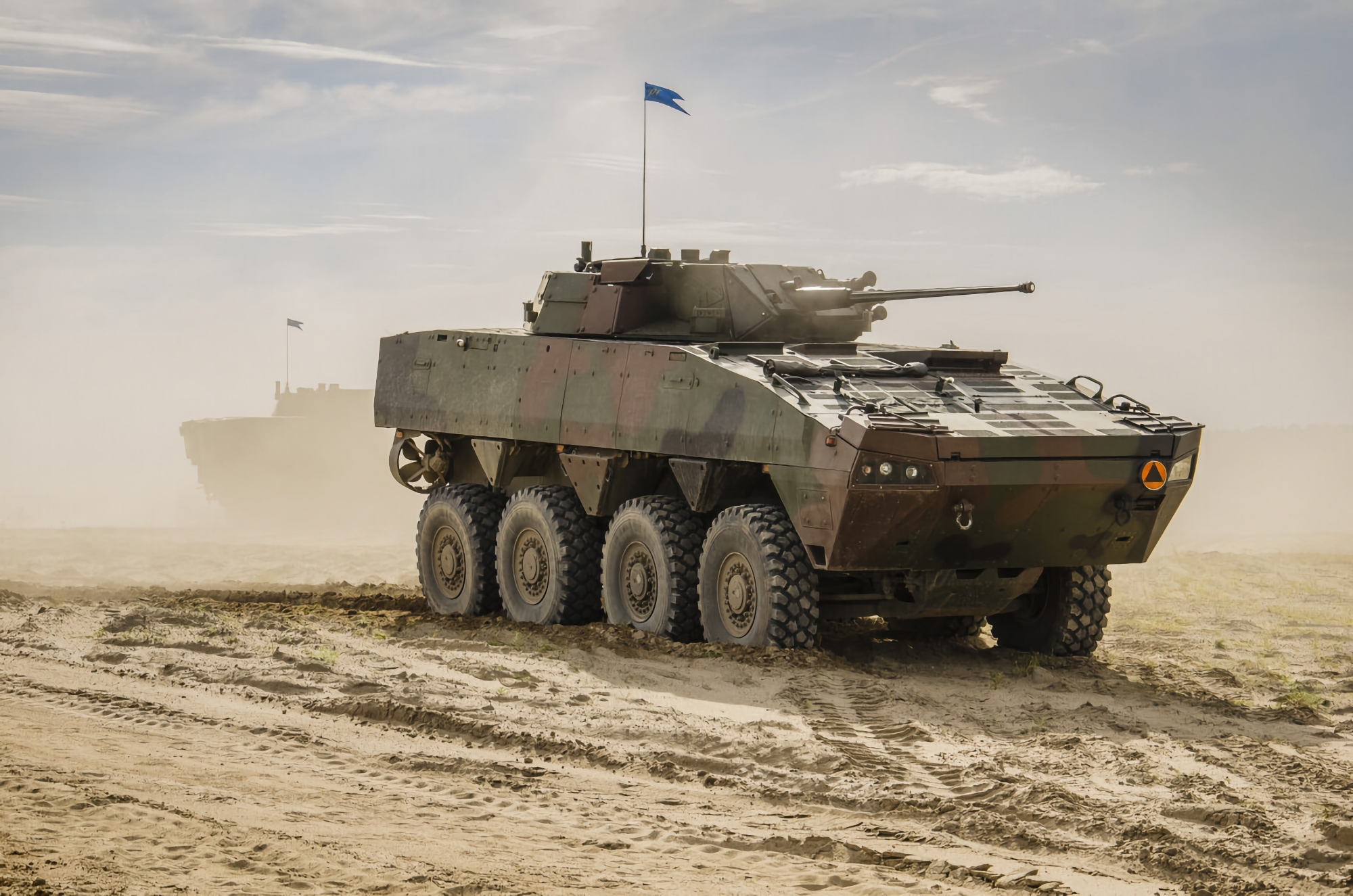 Ukraine's 44th Mechanised Brigade received Polish Rosomak APCs and German Leopard 1A5 tanks