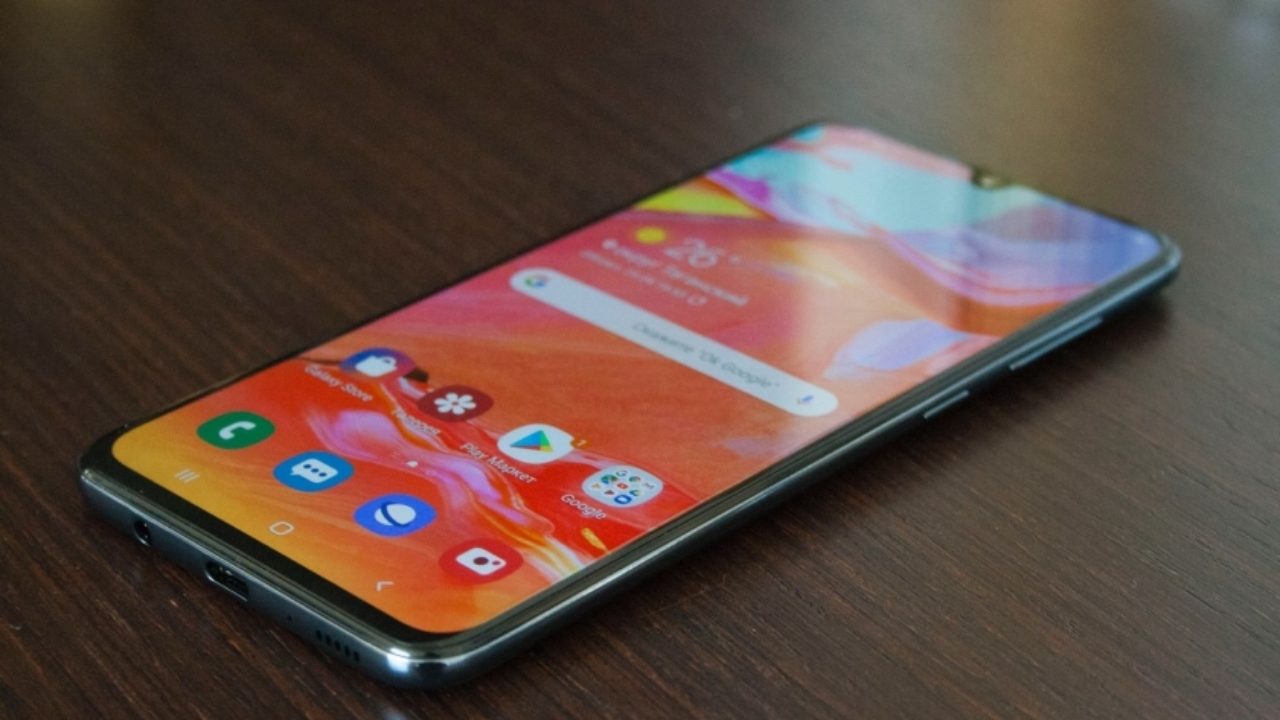 Нові зображення Samsung Galaxy A70s: смартфон отримає незвичайне забарвлення