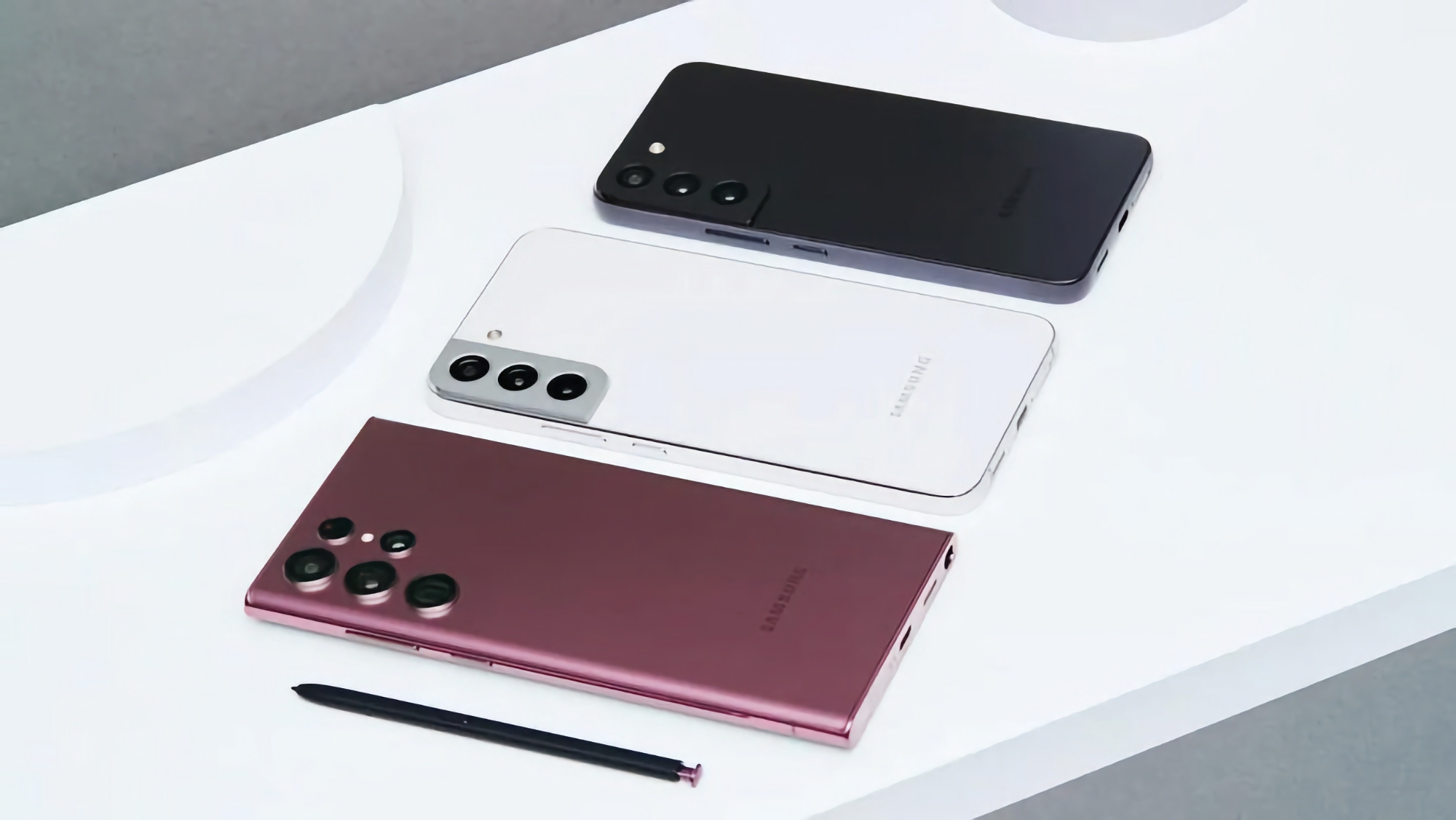 Media: La linea di smartphone Samsung Galaxy S23 sarà presentata all'inizio di febbraio