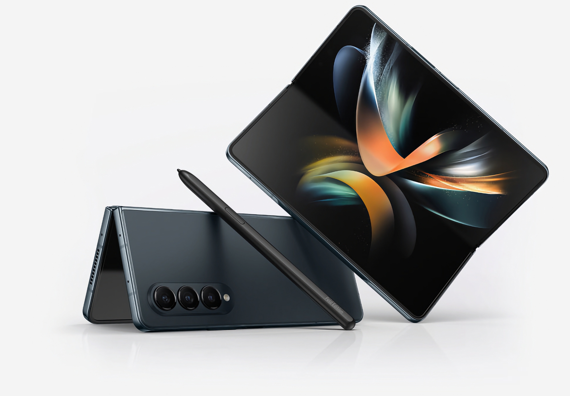 The Samsung Galaxy Fold 4 is available for $450 off on Amazon