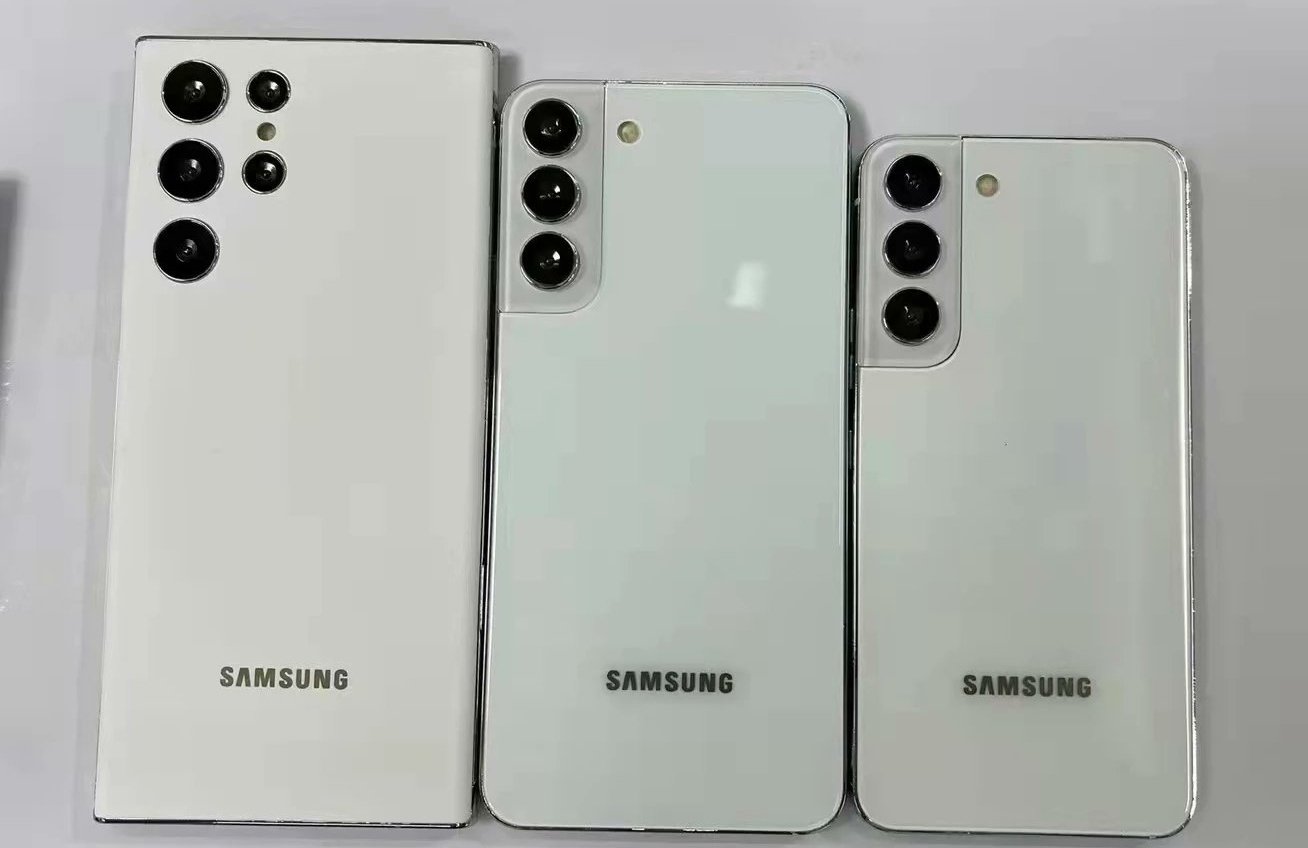 Ще один масштабний витік: усі три флагмани лінійки Samsung Galaxy S22 показали на фото та відео
