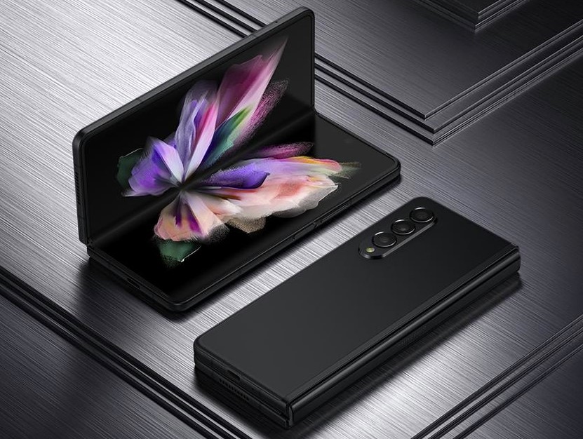 Samsung Galaxy Z Fold4 rumored to charge faster and use Gorilla Glass Victus+