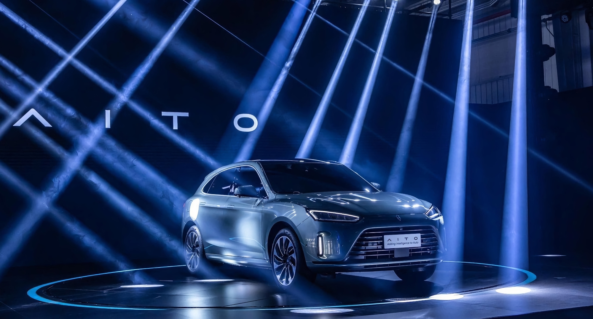 SERES on December 23 will show the electric crossover AITO M5 with a power reserve of 1000 km and the Huawei HarmonyOS operating system