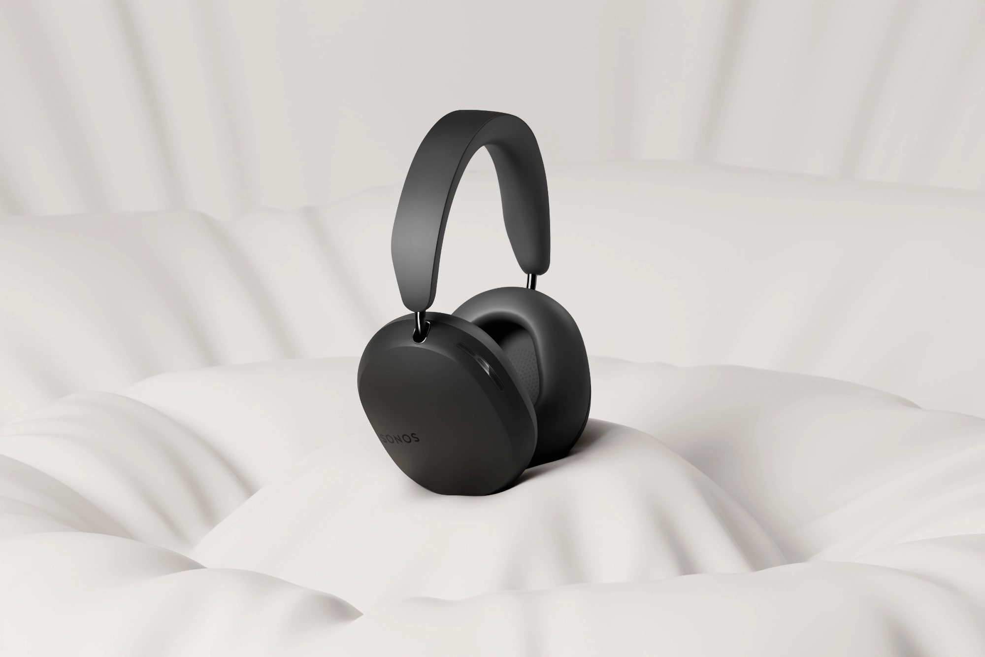 Sonos a dévoilé les Ace pour concurrencer les AirPods Max d'Apple : les premiers écouteurs sans fil de la marque au prix de 449 euros.