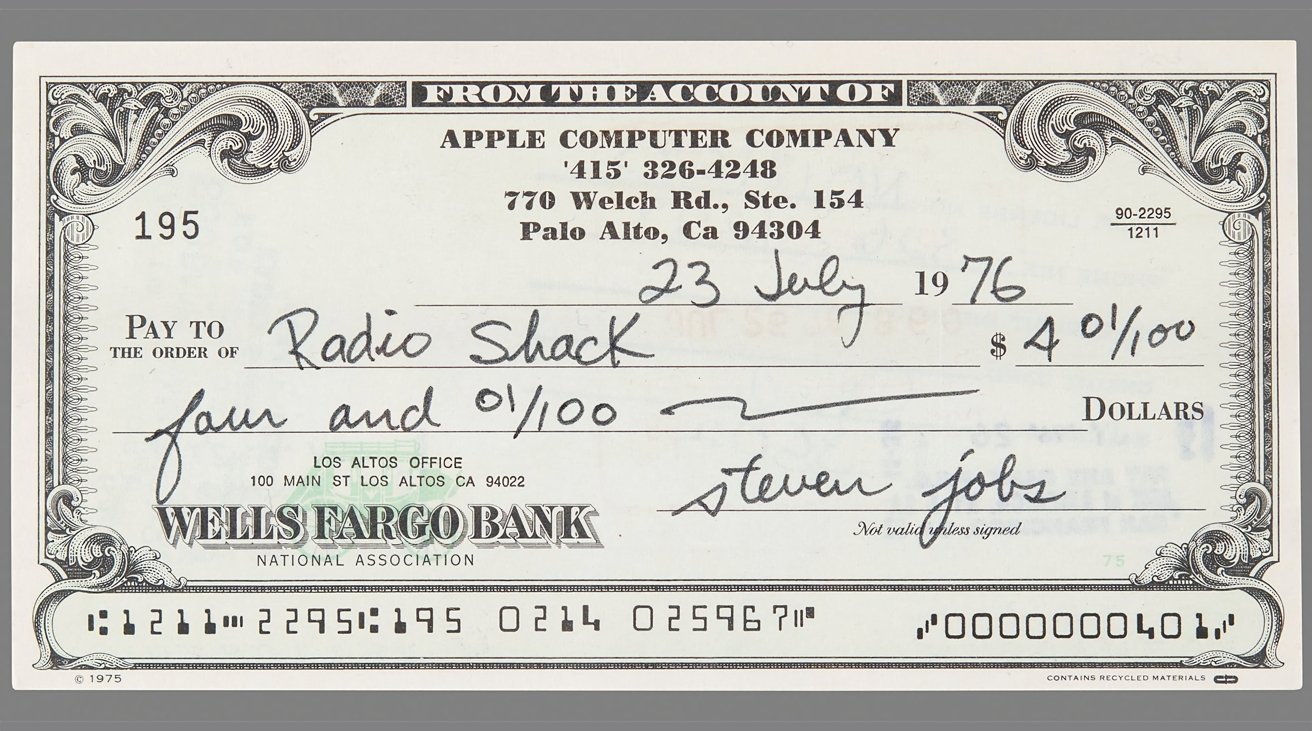 El cheque de 4 dólares de Steve Jobs vendido en una subasta por 46.000 dólares