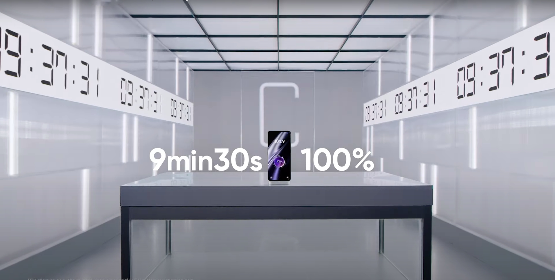 From 0 to 100% in less than 10 minutes: realme demonstrates how the SuperVOOC 240W fast charger works on the realme GT 3 smartphone