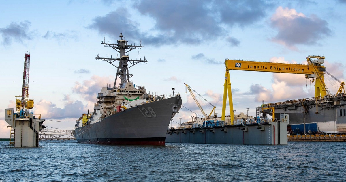 Ingalls Shipbuilding спустила на воду есмінець з керованими ракетами Ted Stevens класу Arleigh Burke Flight III для ВМС США