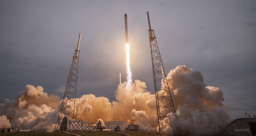 SpaceX установила причину взрыва Falcon 9