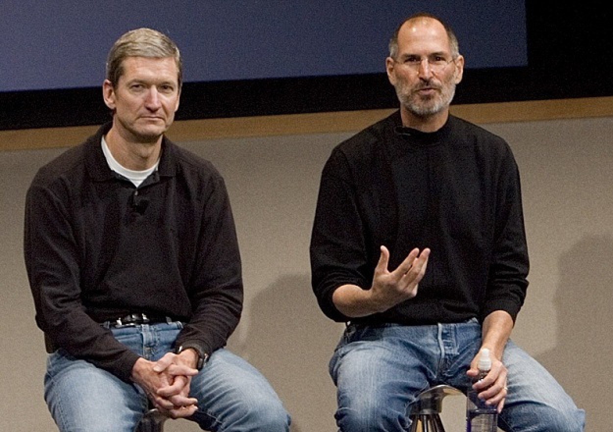 Tim Cook adelanta a Steve Jobs como CEO de Apple