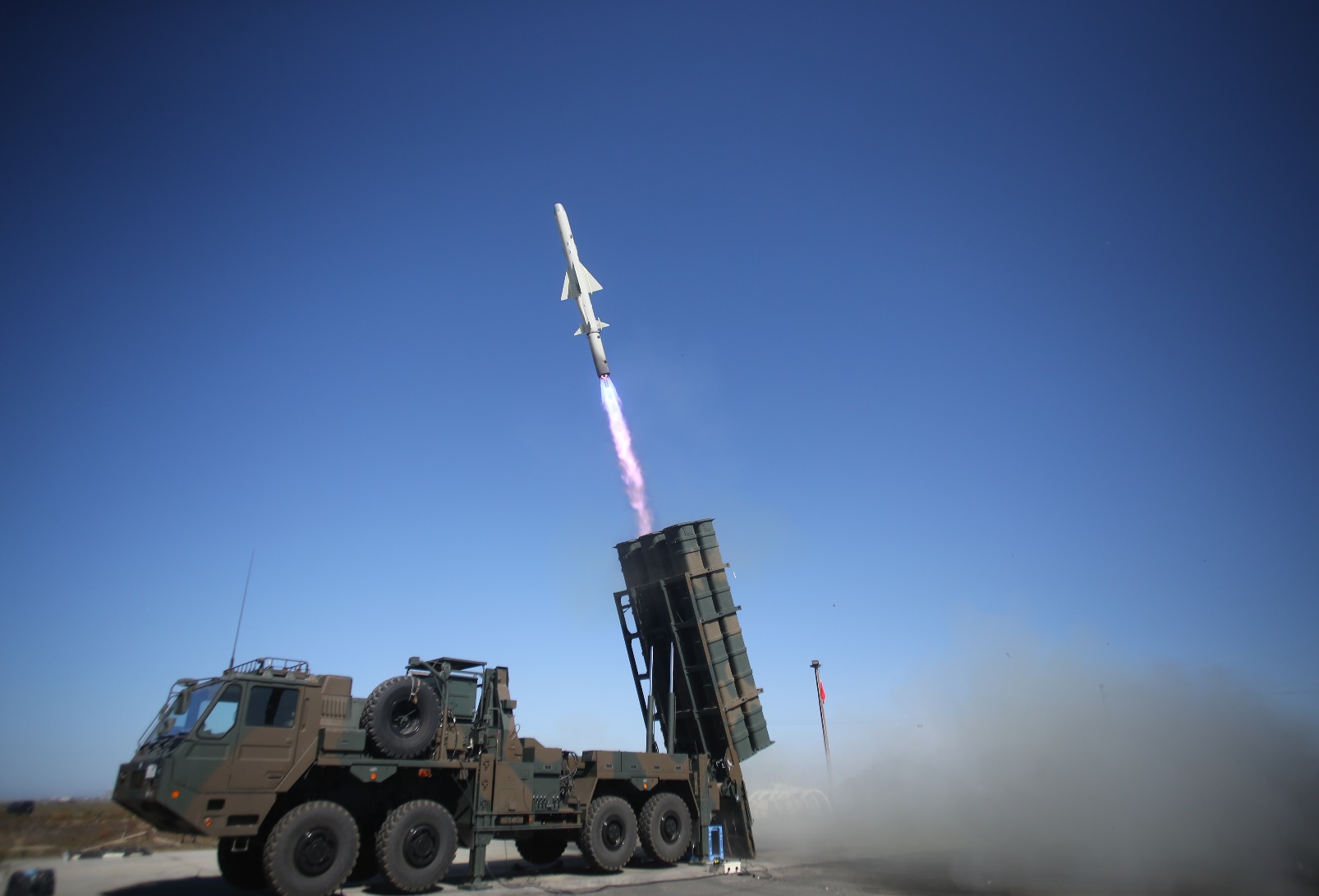 Японія прискорить темпи розгортання модернізованих ракет Type 12 із дальністю пуску 1200 км.