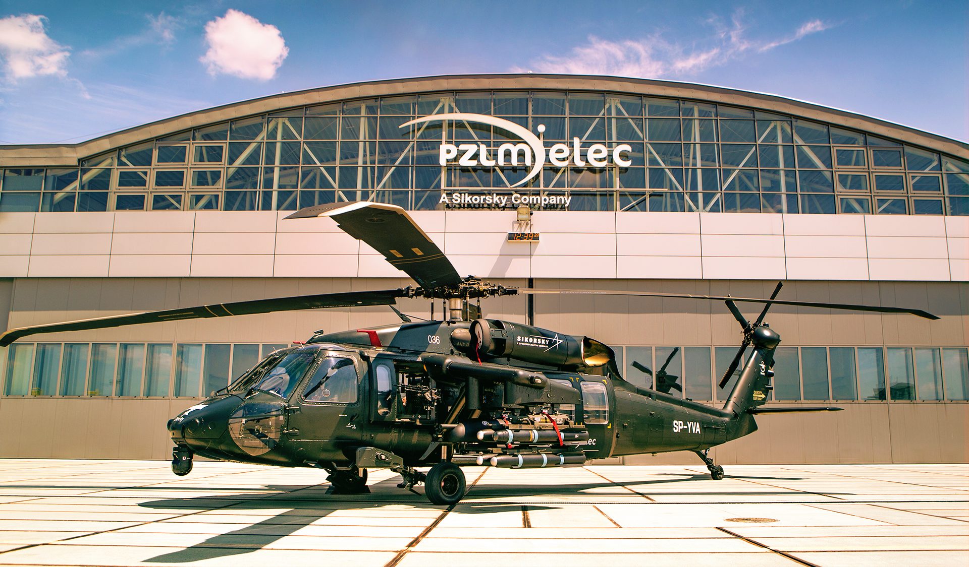 Австралія купує 40 гелікоптерів UH-60M Black Hawk, сума угоди складає $1 950 000 000