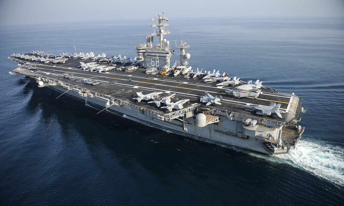 De Amerikaanse marine is begonnen met de voorbereidingen om de USS Nimitz, een van de grootste vliegdekschepen ter wereld, te slopen...