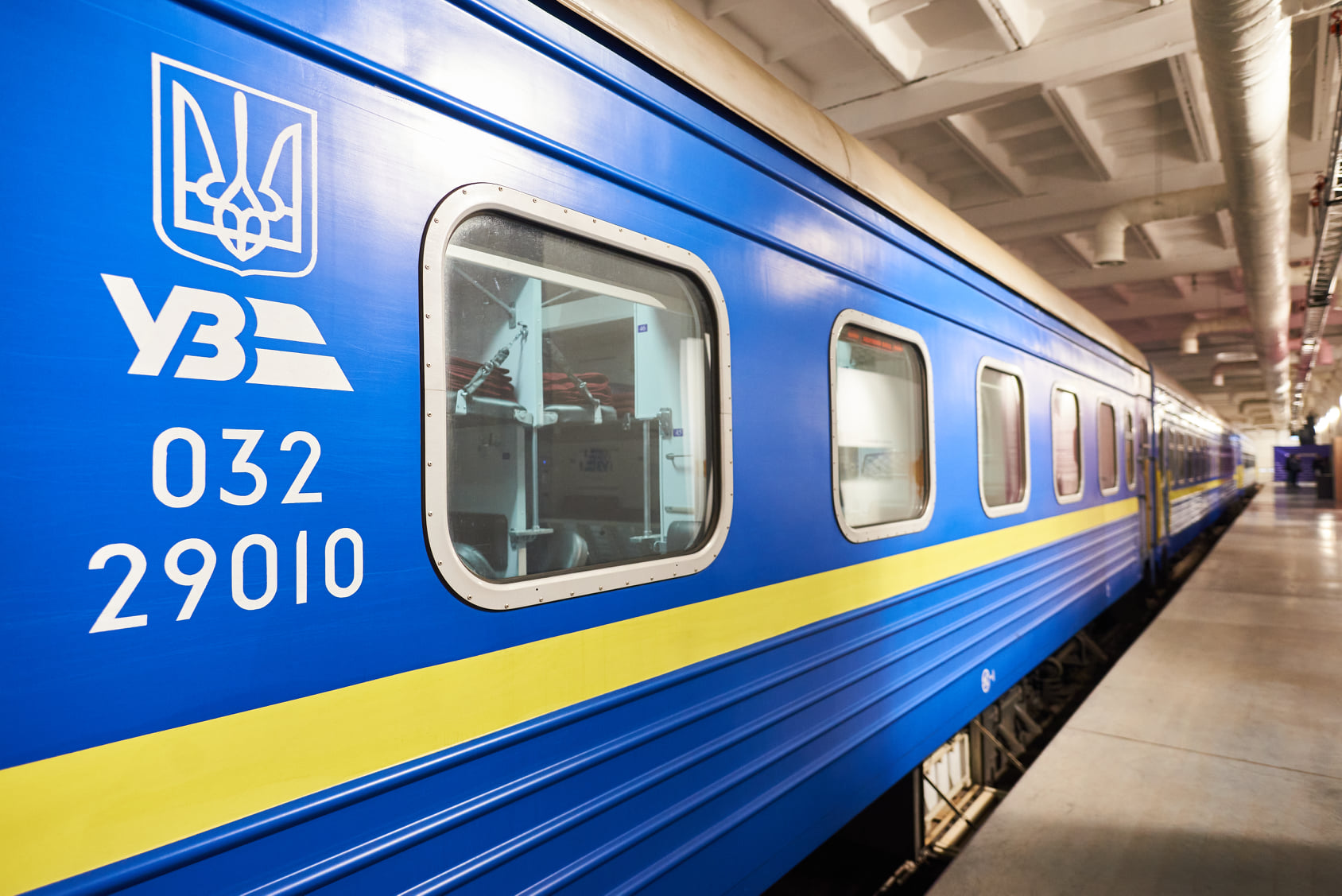 Укрзалізниця завершила тестирование Starlink в поездах: до конца года спутниковый интернет появится во всех скоростных поездах Интерсити