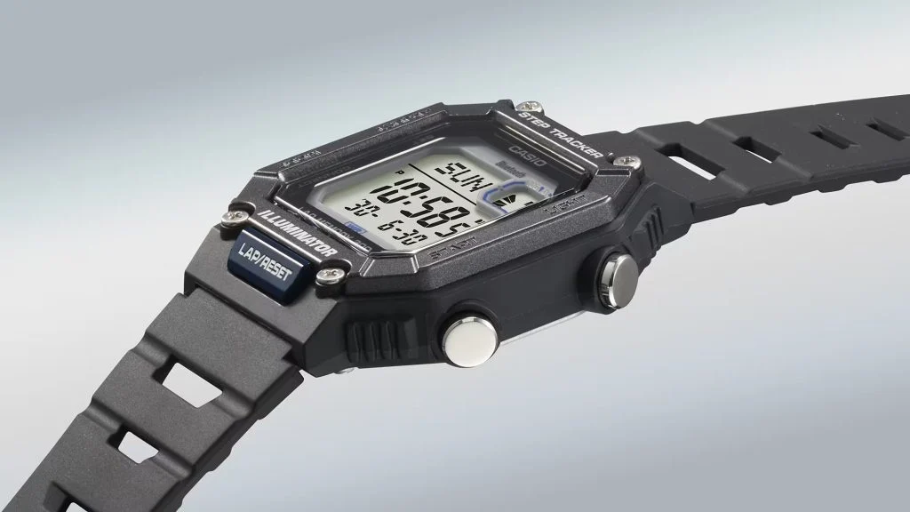 Casio presents WS-B1000 watch for 59 euros: step counter and up to two years of battery life