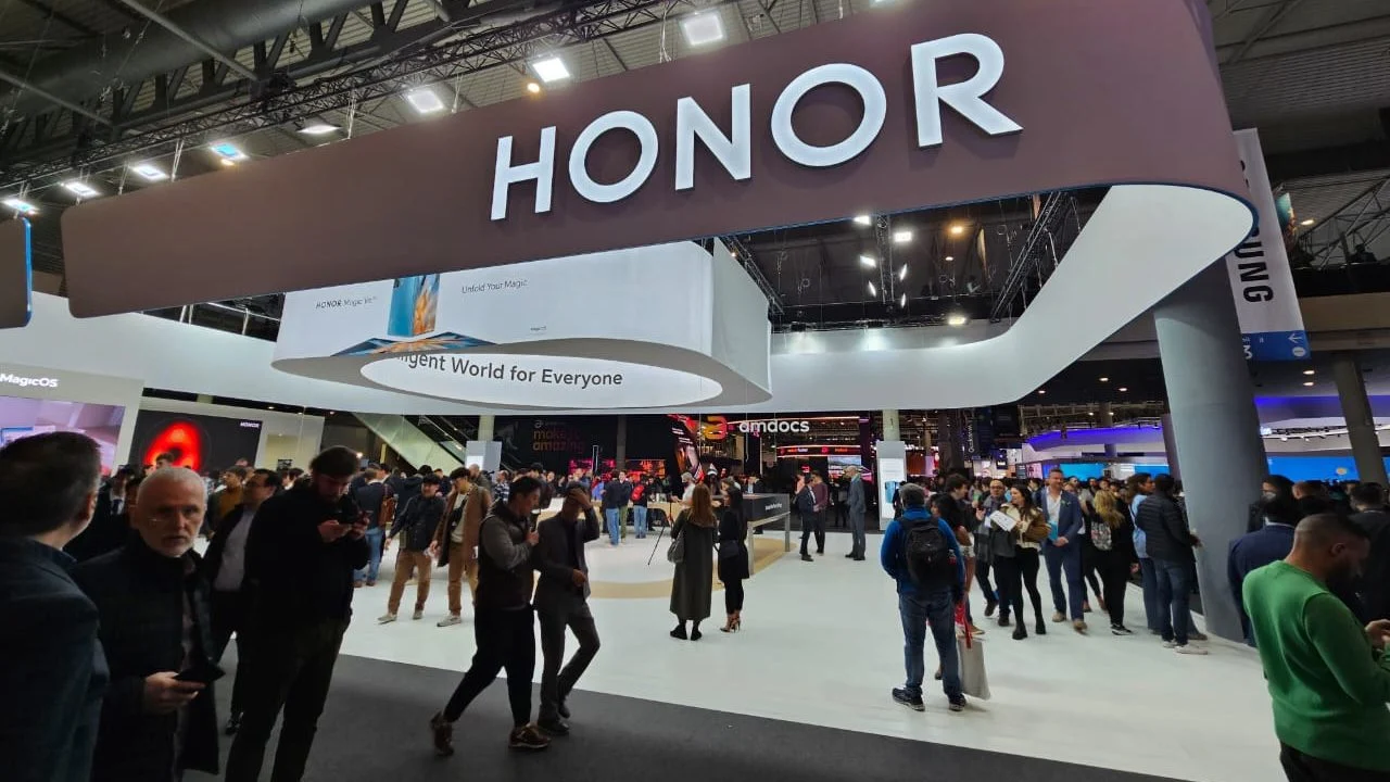 Honor announced new AI technologies for instant recognition of dipfakes as well as vision protection against nearsightedness