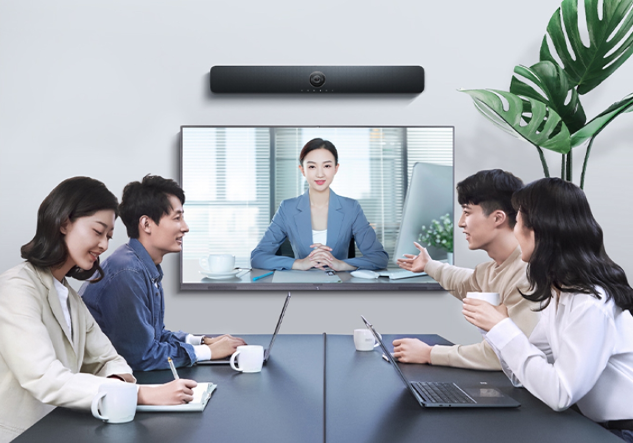 Xiaomi introduced a speaker with a built-in camera for video conferencing in Skype, Zoom and Microsoft Teams for $312