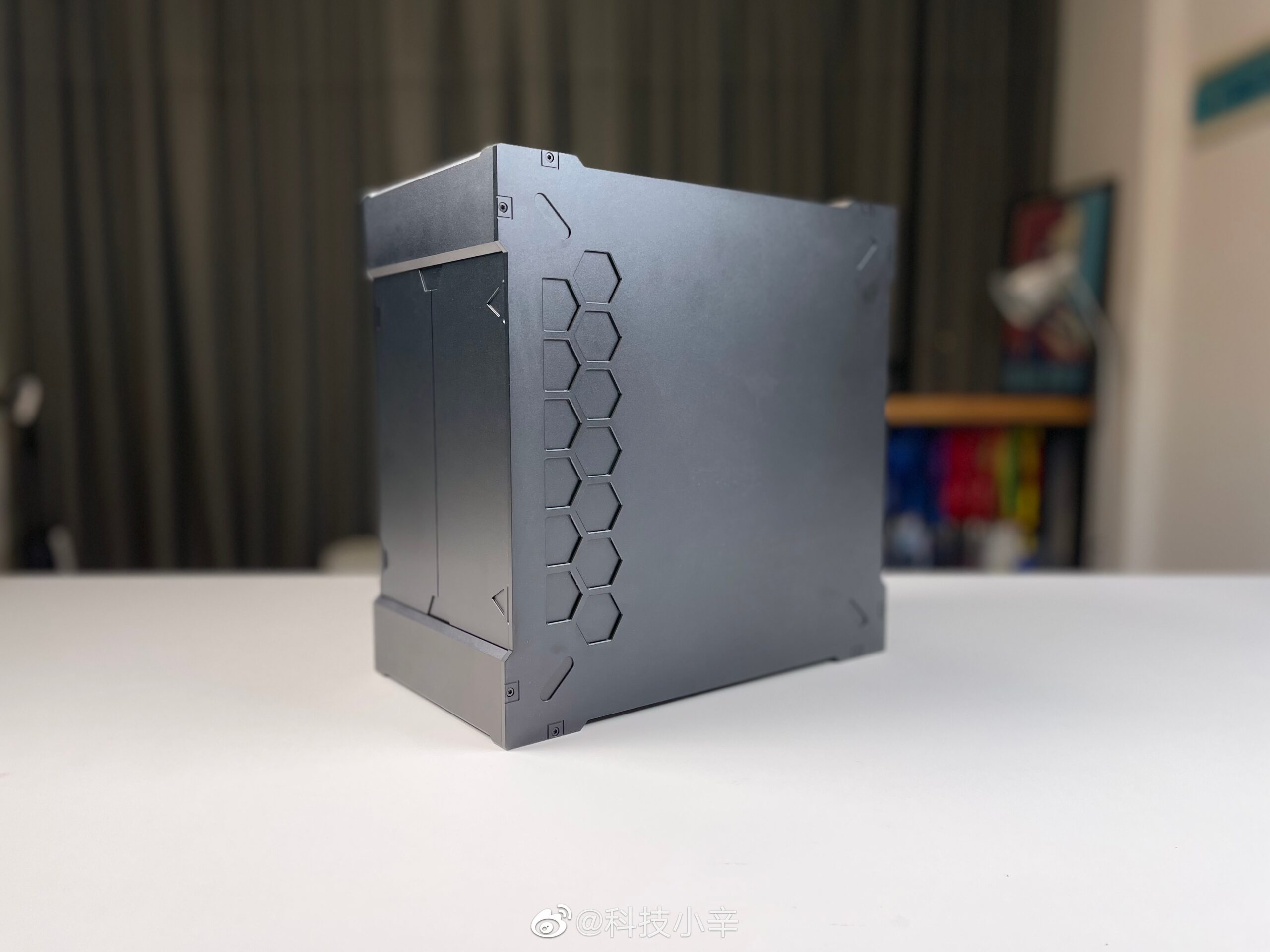 Xiaomi se lance sur le marché des ordinateurs de bureau avec deux modèles - l'un d'eux sera doté du Ryzen 7 6800U et coûtera 570 $.