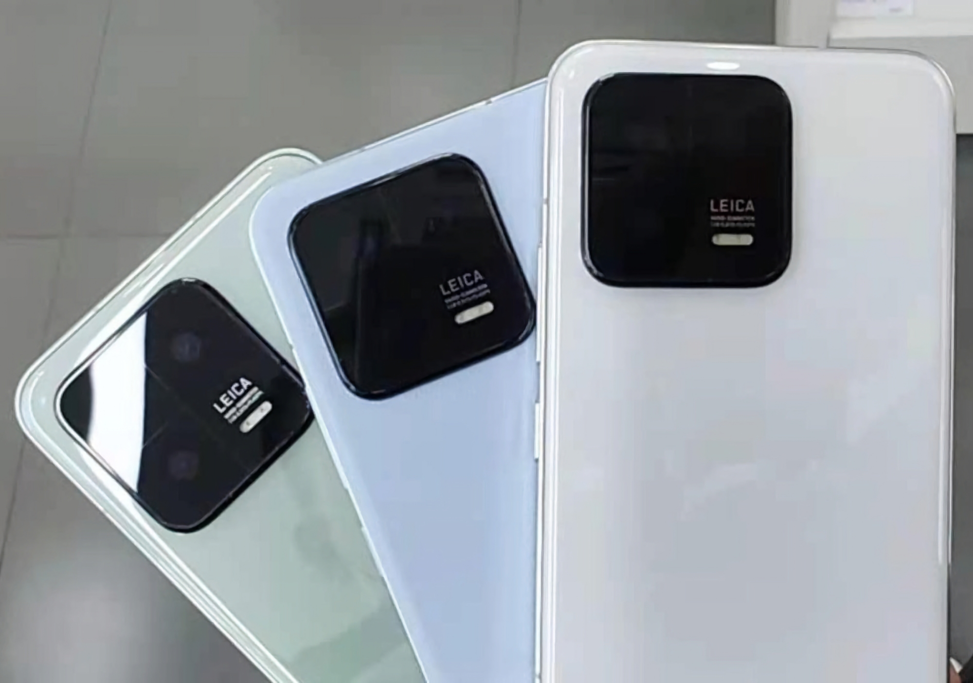 Xiaomi 13 Pro apareció en imágenes en vivo: triple cámara Leica y pantalla con bordes redondeados