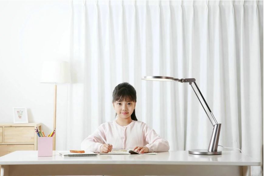Xiaomi Yeelight Eye Lamp Pro: a smart lamp with eye protection technology