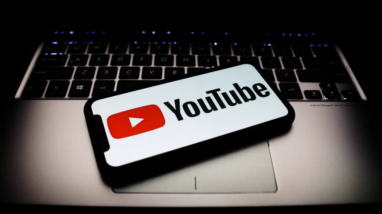 YouTube вводит ограничение на просмотр видео с огнестрельным оружием для лиц младше 18 лет
