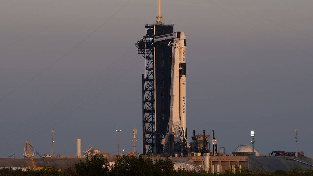 NASA urgently postpones launch of Crew Dragon with astronauts to ISS 150 seconds before liftoff, and SpaceX may set historic milestone