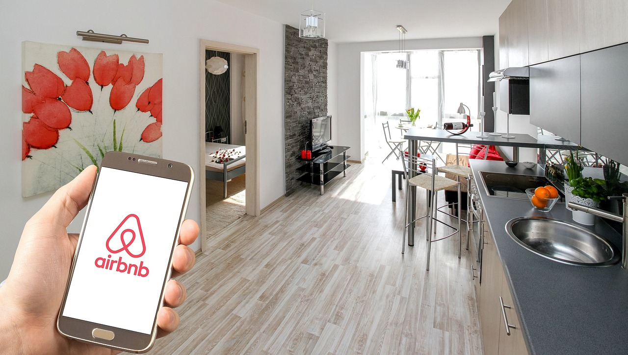 Airbnb forbyder overvågningskameraer på værelserne