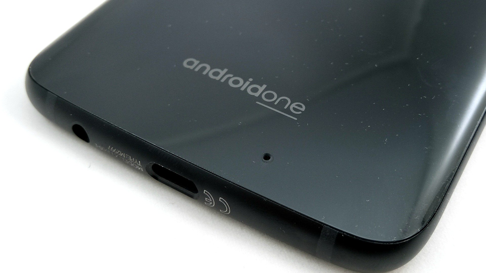 Google видалив зі свого сайту обіцянку оновлювати смартфони Android One протягом 2 років