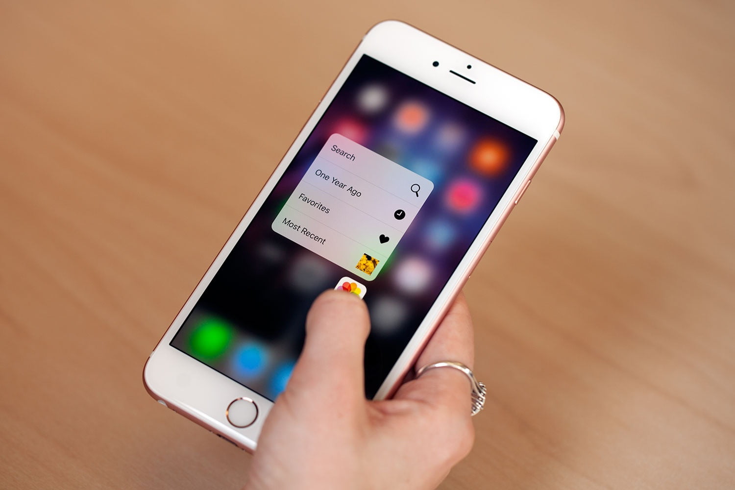ergens tofu genezen Apple for free changes iPhone 6 Plus to new models | gagadget.com