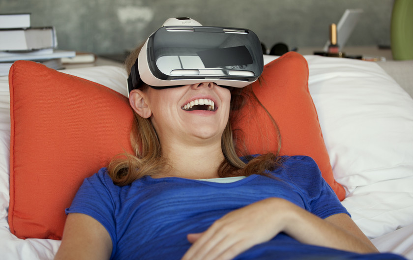 Apple, LG and Valve invested $ 10 million in developer displays for VR / AR-helmets