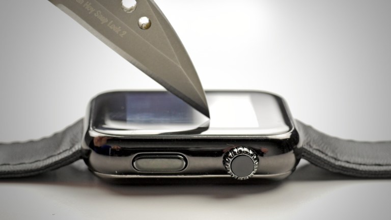 Сапфировое стекло в Apple Watch ничем не лучше обычного Gorilla Glass