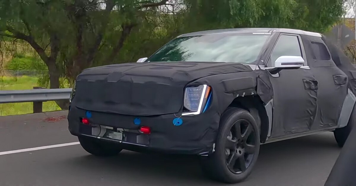 Un pick-up électrique Kia similaire à l'EV9 repéré en Californie (vidéo)