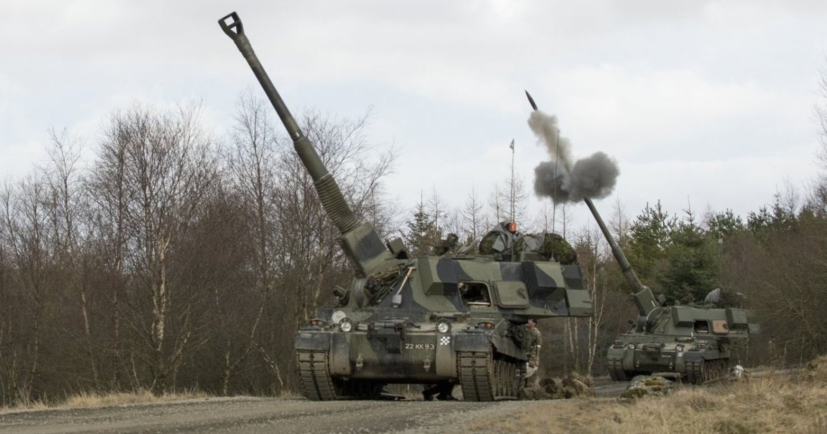 Großbritannien stellt 245 Millionen Pfund für Artilleriegranaten für die Ukraine bereit 