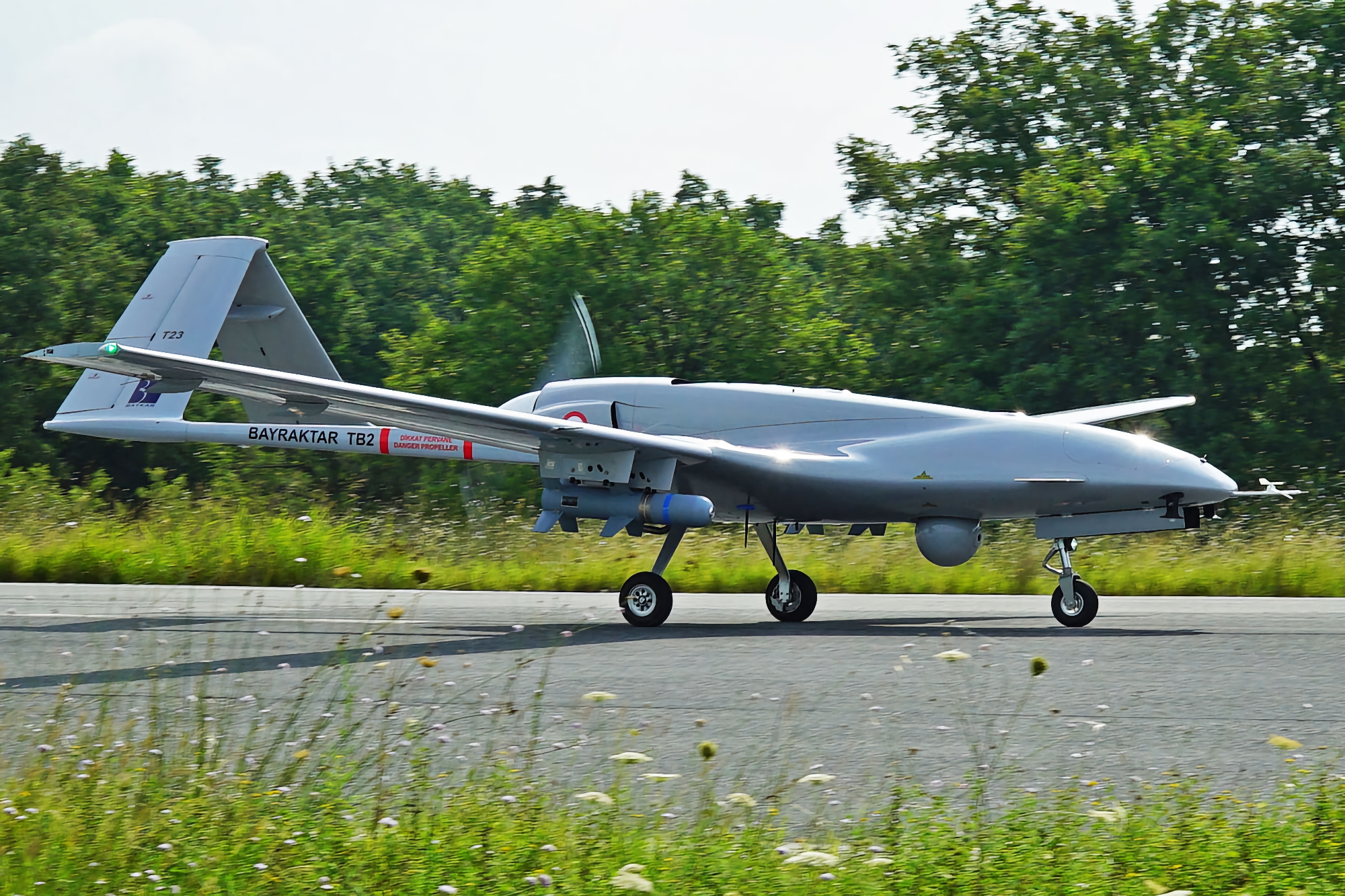 La Fundación Turn Alive compra el UAV Bayraktar TB2 para las AFU