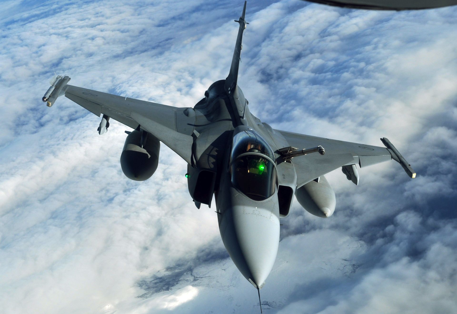 Brasil quiere comprar cazas suecos JAS 39 Gripen