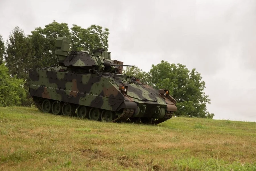 The United States has ordered 220 Bradley vehicles from the British BAE Systems 