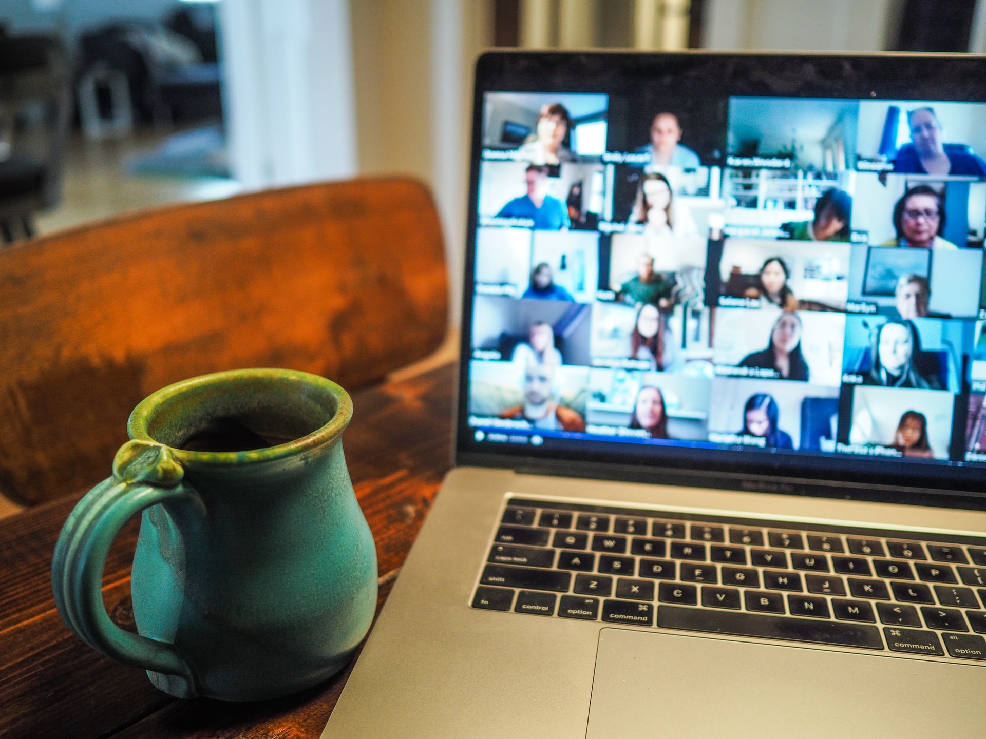 Zoom pour Windows et macOS a enfin une fonction de mise à jour automatique