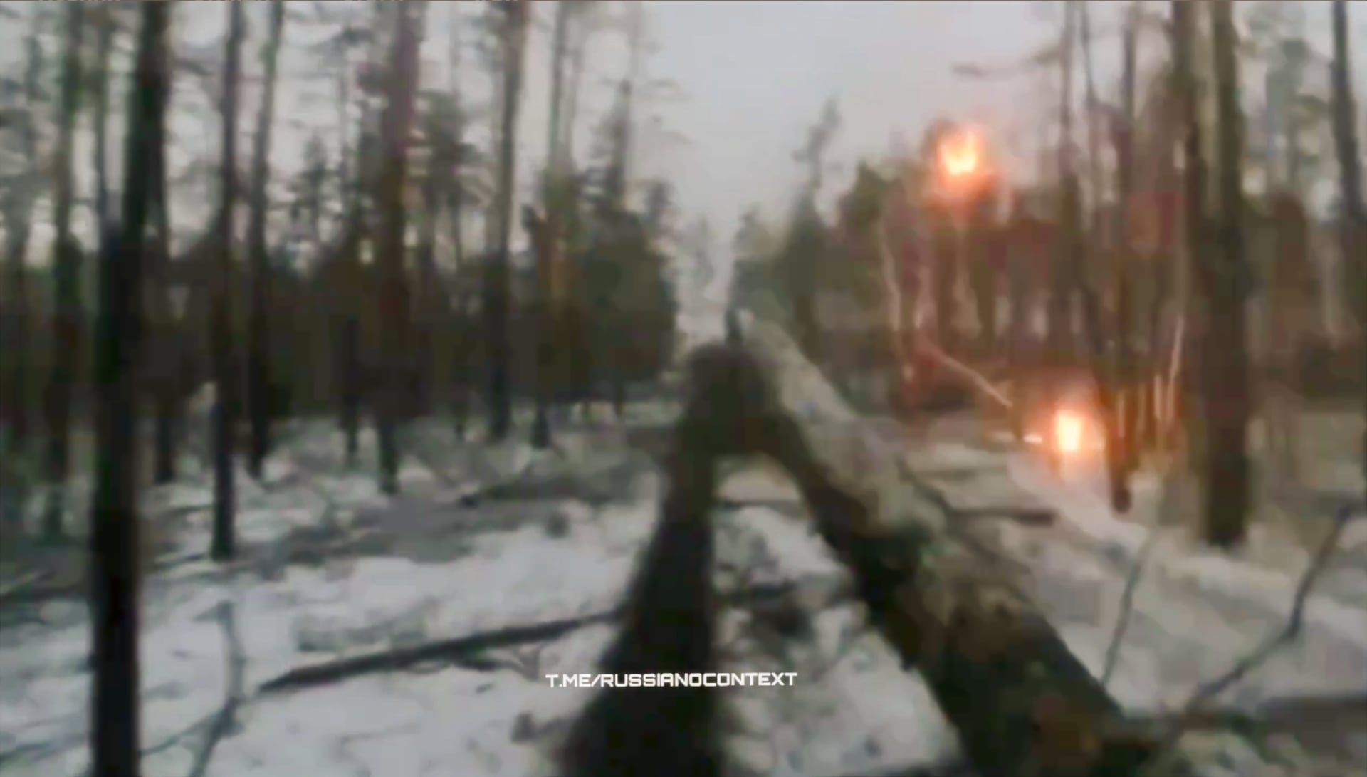 Rosyjski konwój zaatakowany amunicją kasetową: nagranie z kamery okupanta (7 minut wideo)